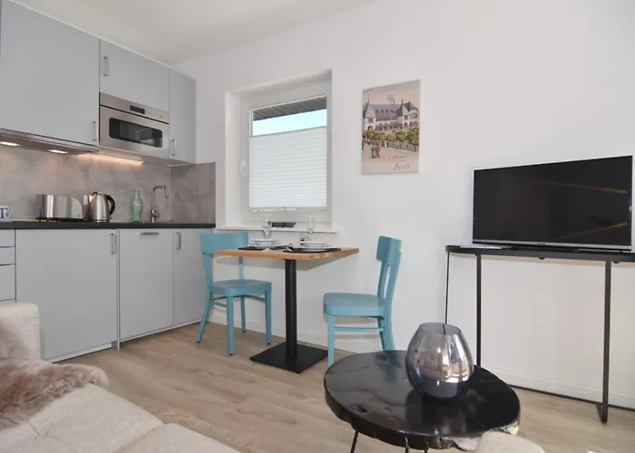 Bismarckstrasse 5a, Whg 12 *